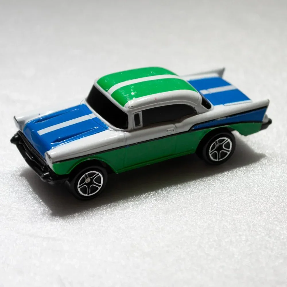 1999 Matchbox 57 Chevrolet Bel Air Diecast Car Striped 1957 Chevy Toy Classic
